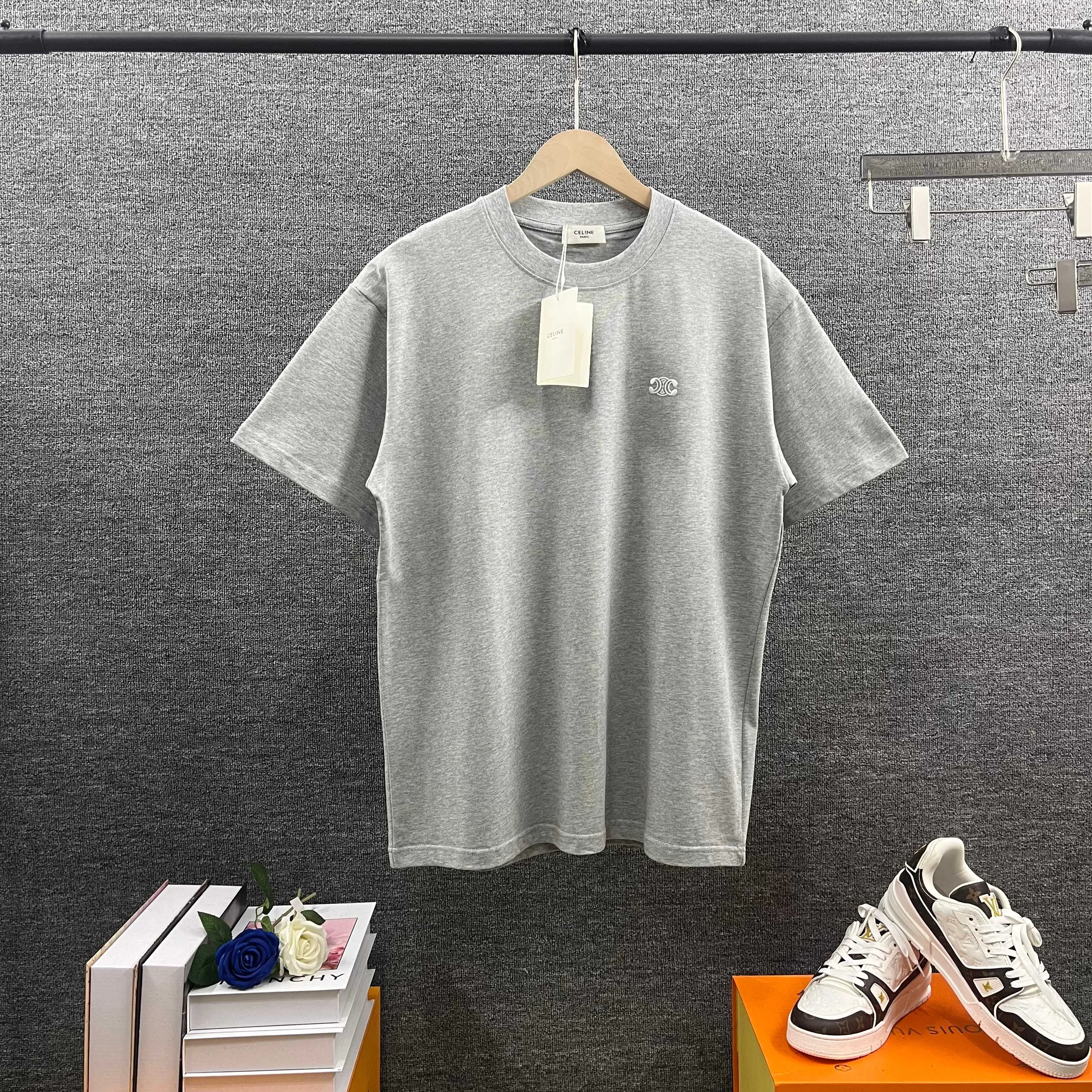 Ce*li* Ce*Lin 2026 spring and summer style Classic letter embroidery logo technology Double yarn custom plain cotton fabric Short-sleeved T-shirt Men and women Same Style Color: Black White Gray Wine Red Size: S (90-130 pounds) M (120-150 pounds) L (140-165 pounds) XL (160-180 pounds) XXL (180-210 pounds)